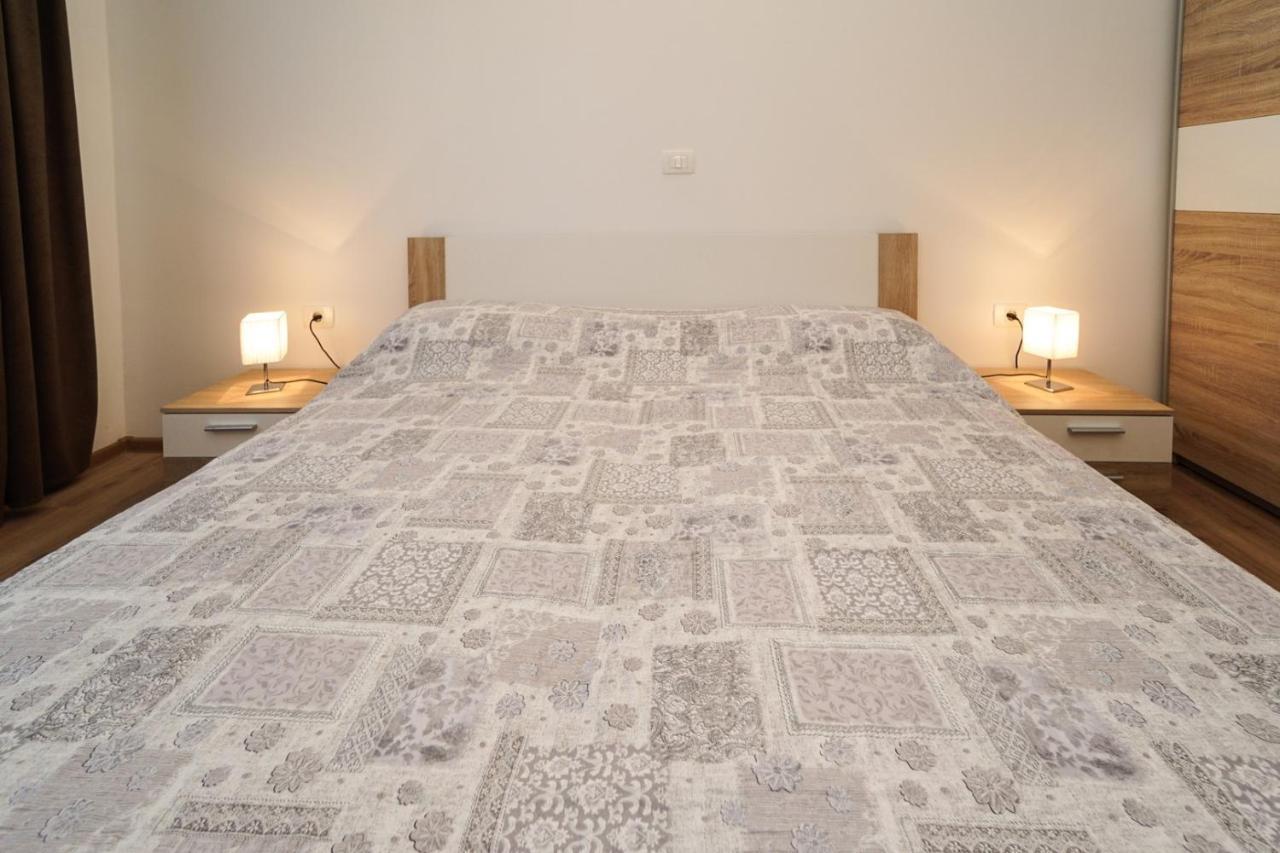 Apartments Mira Savudrija Crveni Vrh Luaran gambar